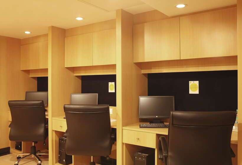 Lemon Tree Hotel Whitefield, Bengaluru