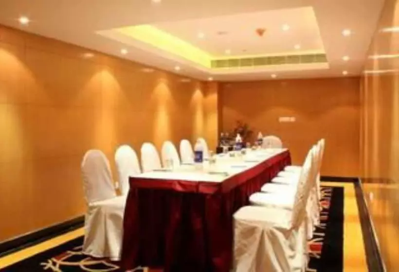 Lemon Tree Hotel Whitefield, Bengaluru