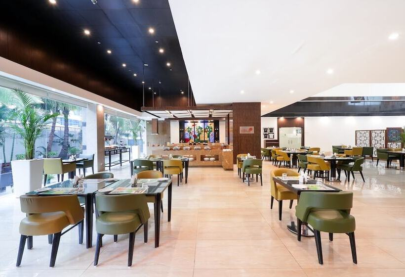 Lemon Tree Hotel Whitefield, Bengaluru