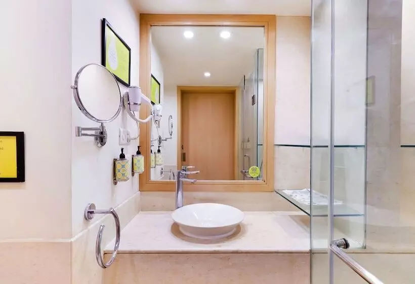 Lemon Tree Hotel Whitefield, Bengaluru