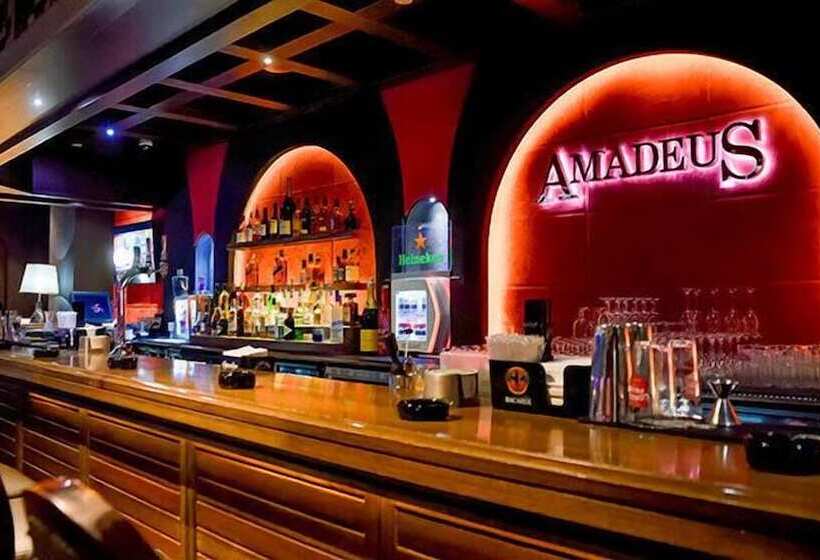 هتل Marina Byblos