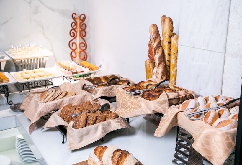 هتل Marina Byblos