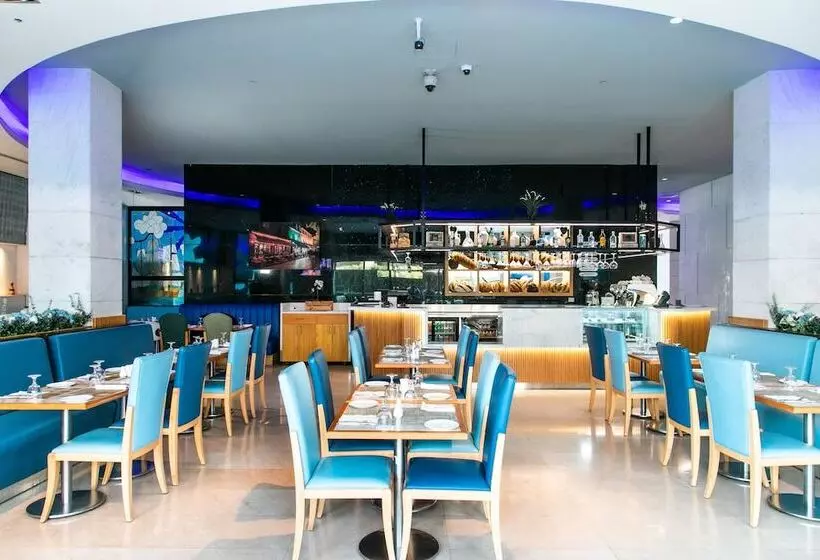 هتل Marina Byblos