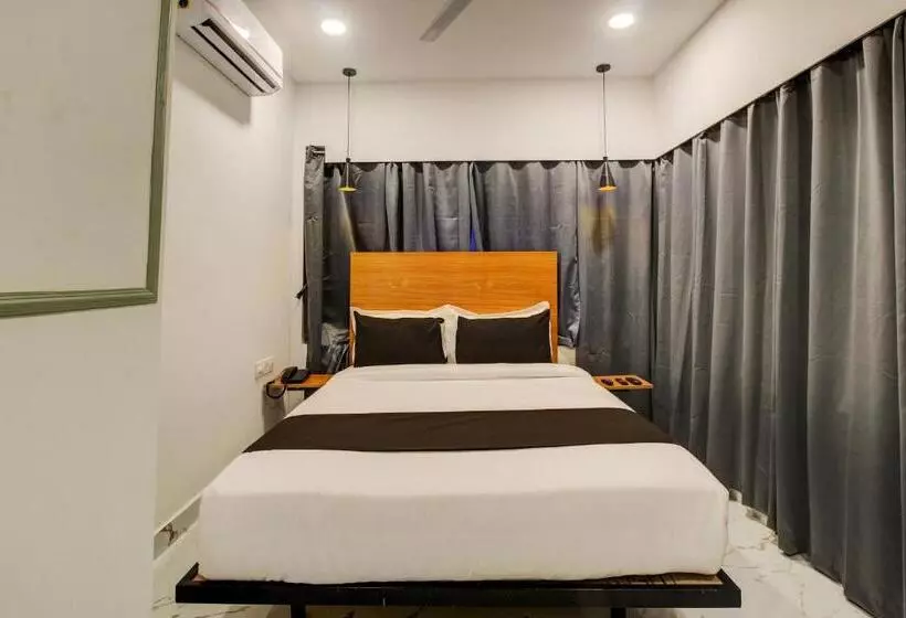 Collection O Rcc Hotel Banjara Hills