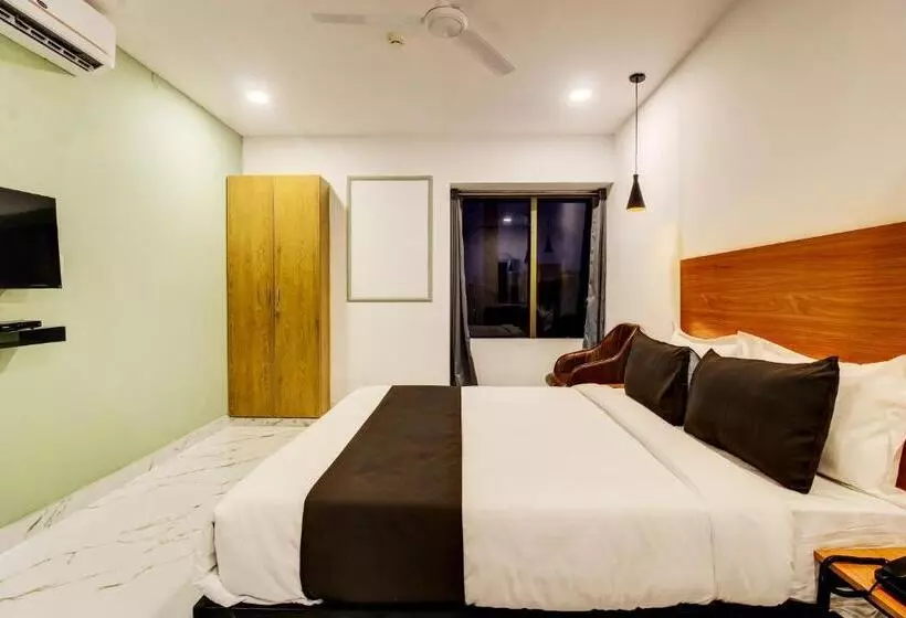Collection O Rcc Hotel Banjara Hills