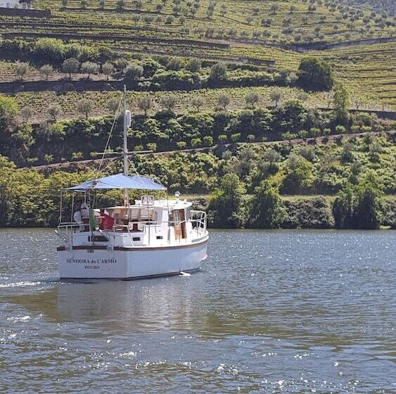 فندق ريفى Quinta Nova Winery House   Relais & Châteaux