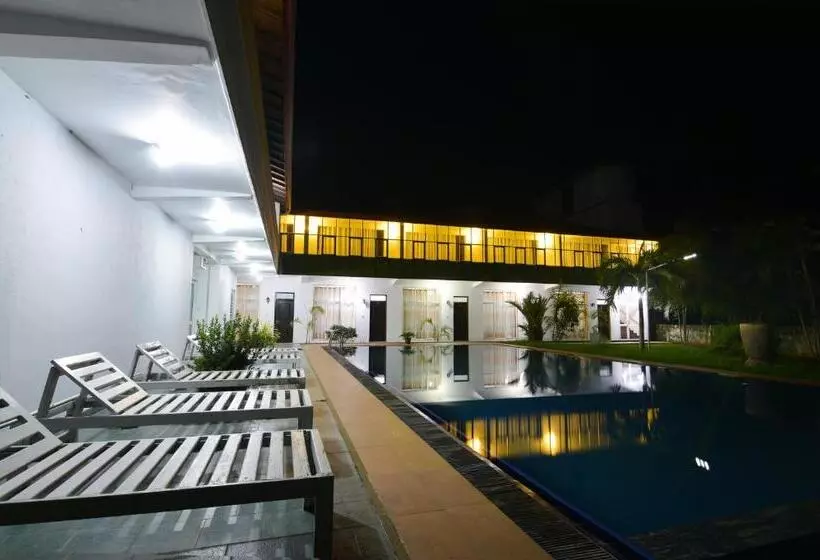 Отель Siyanco Holiday Resort