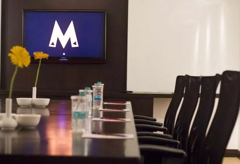 فندق Sterlings Mac