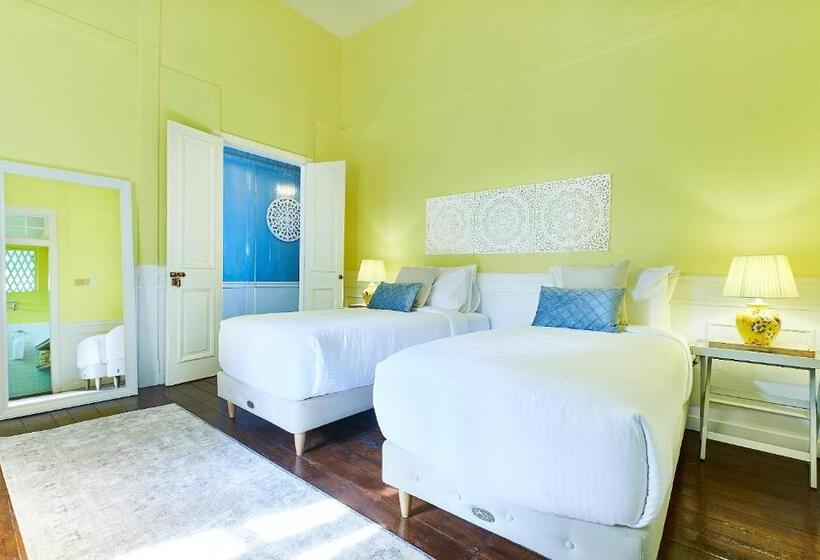 Hotel Temple Tree Resort