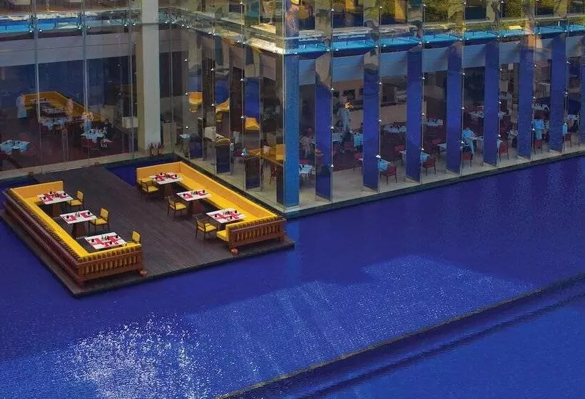 ホテル The Oberoi  Gurgaon