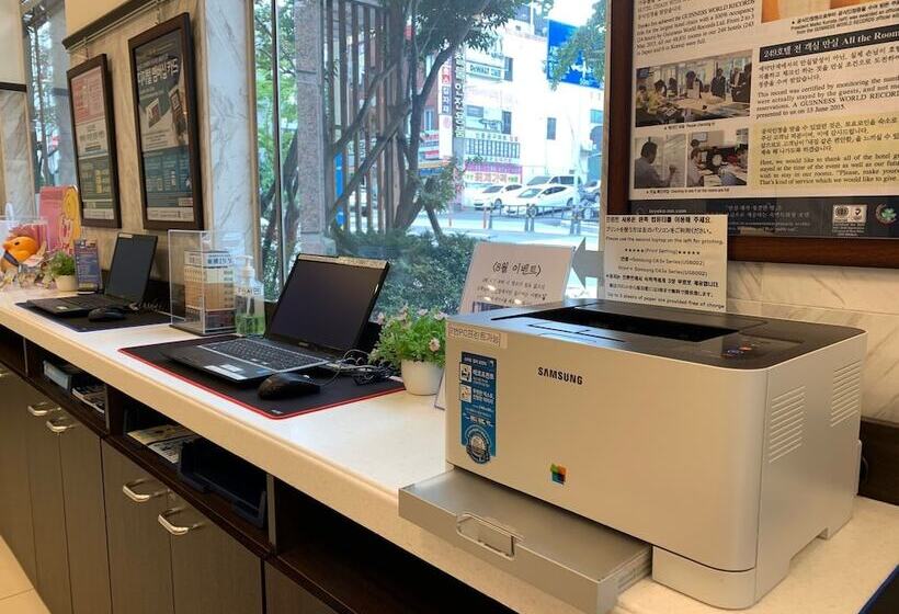 Отель Toyoko Inn Busan Seo-myeon