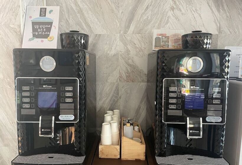 Отель Toyoko Inn Busan Seo-myeon