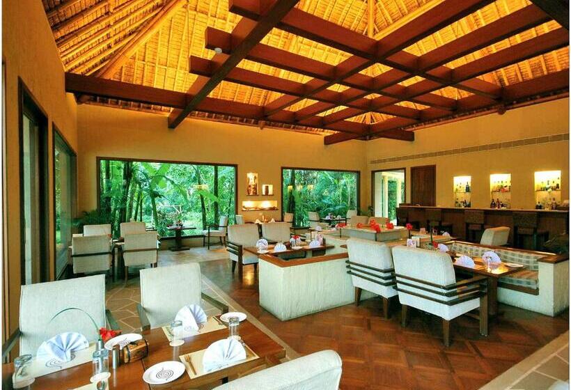 ホテル Vedic Village Spa Resort Kolkata