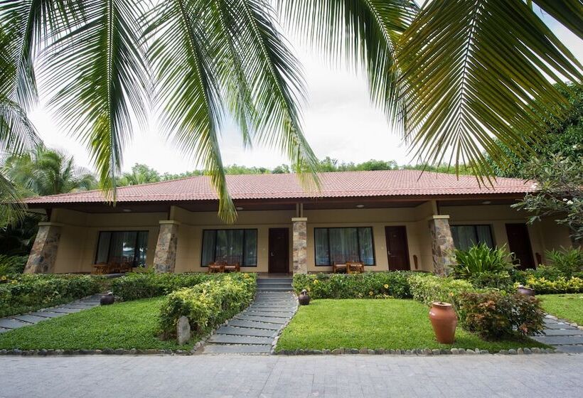 リゾートホテル Vinpearl Luxury Nha Trang