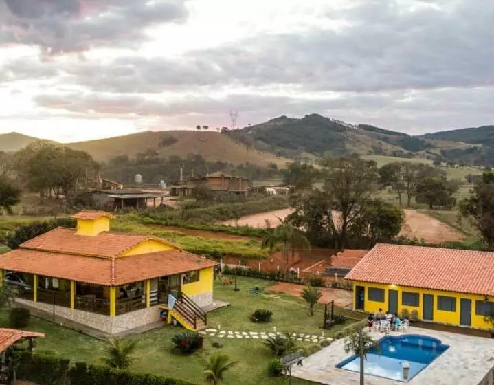 Retkeilymaja Tutu Tonto Acomodações E Lazer