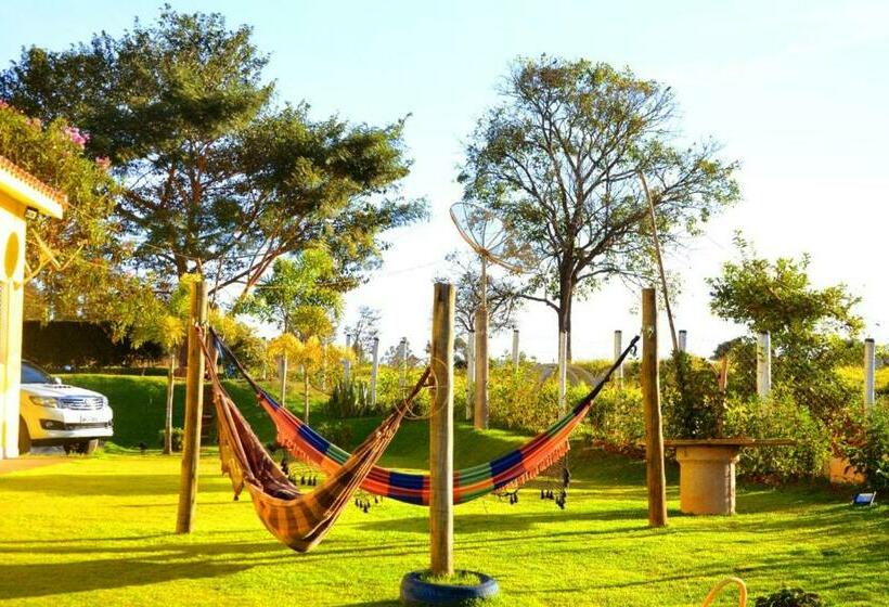 فندق صغير Tutu Tonto Acomodações E Lazer