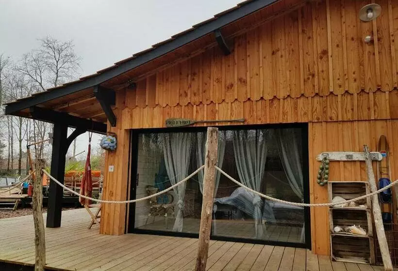 Aamiaismajoitus (B&B) Au Bois Flotté