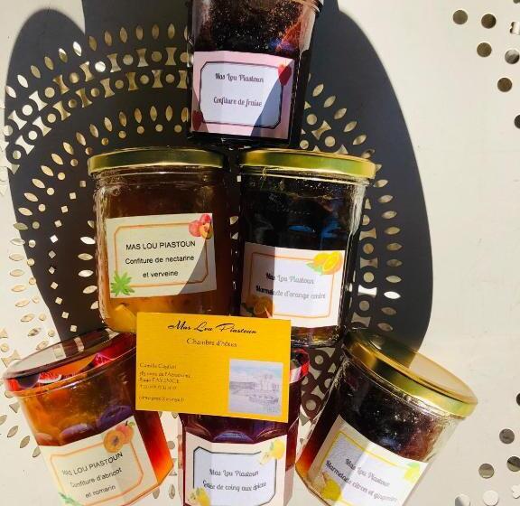 مبيت وإفطار Mas Lou Piastoun