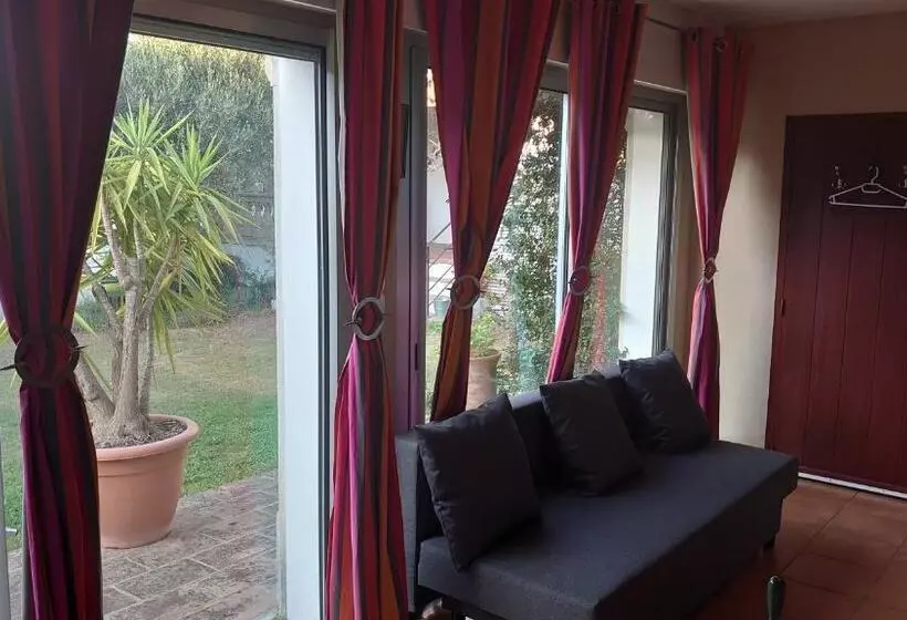 ベッドアンドブレックファースト Studio Au Coeur De La Petite Camargue