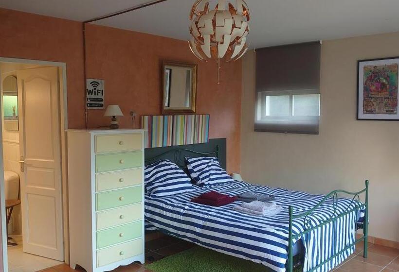 Bed and Breakfast Studio Au Coeur De La Petite Camargue