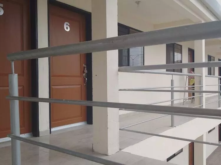 Aamiaismajoitus (B&B) Villas La Quinta
