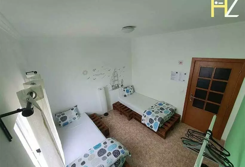 Retkeilymaja Zabava Odivelas