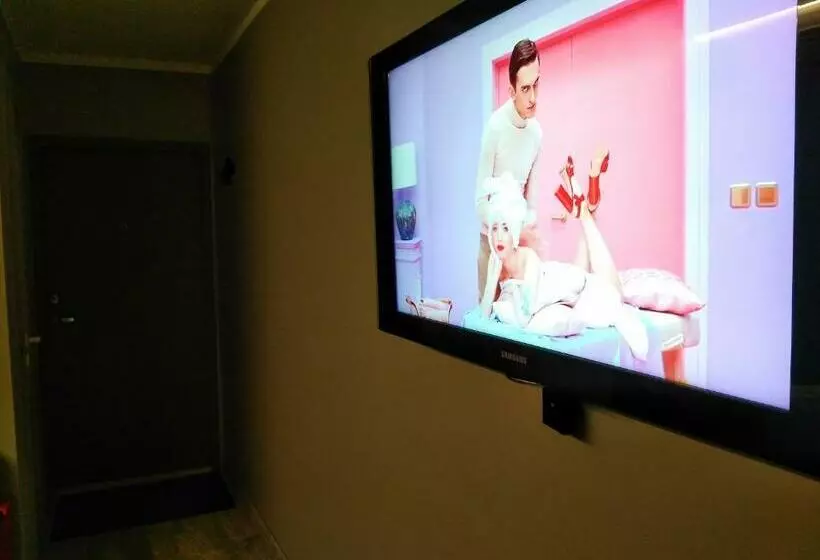 پانسیون Central Place With Lake View