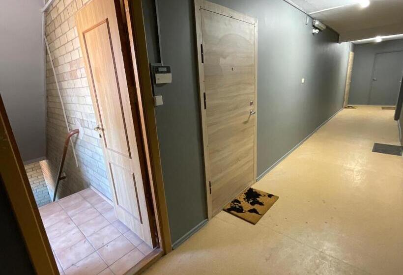 پانسیون Central Place With Lake View