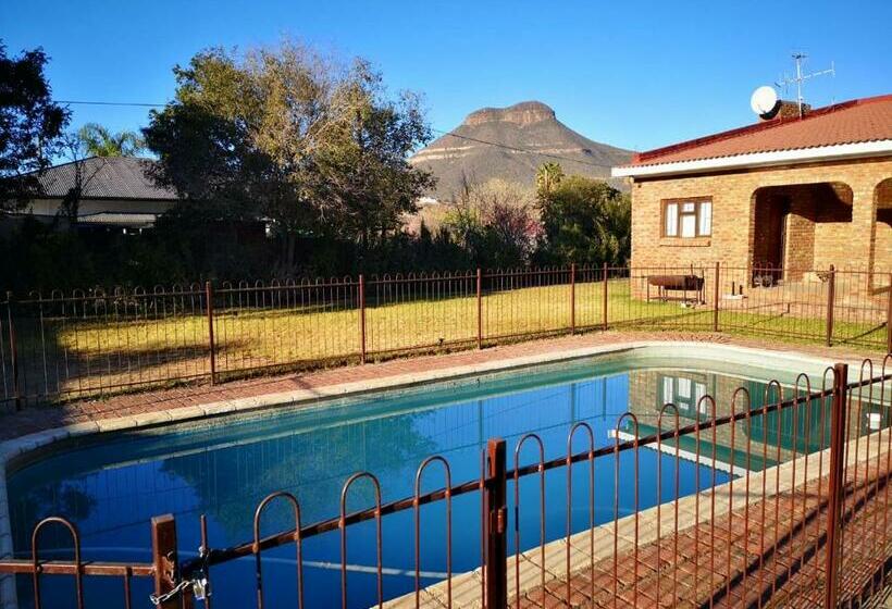 بنسيون The Graaff Reinet Suites