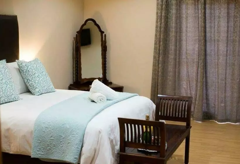 Majatalo The Graaff Reinet Suites