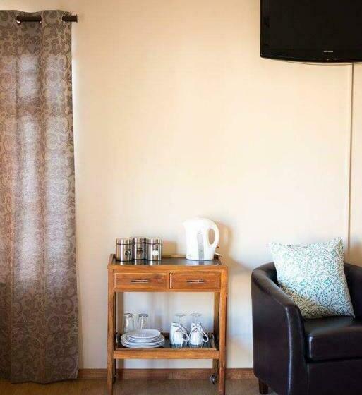 بنسيون The Graaff Reinet Suites