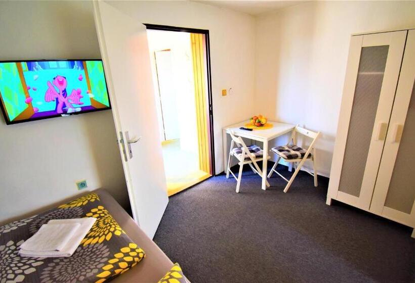 פנסיון Villa Vanilla