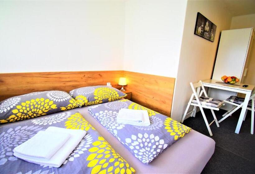 פנסיון Villa Vanilla