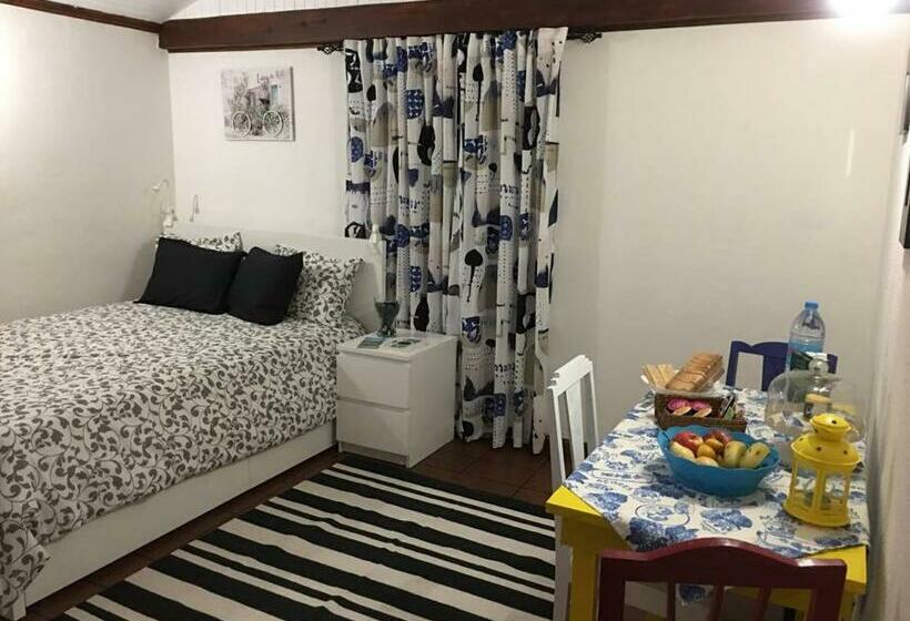 هتل Adega Guest House