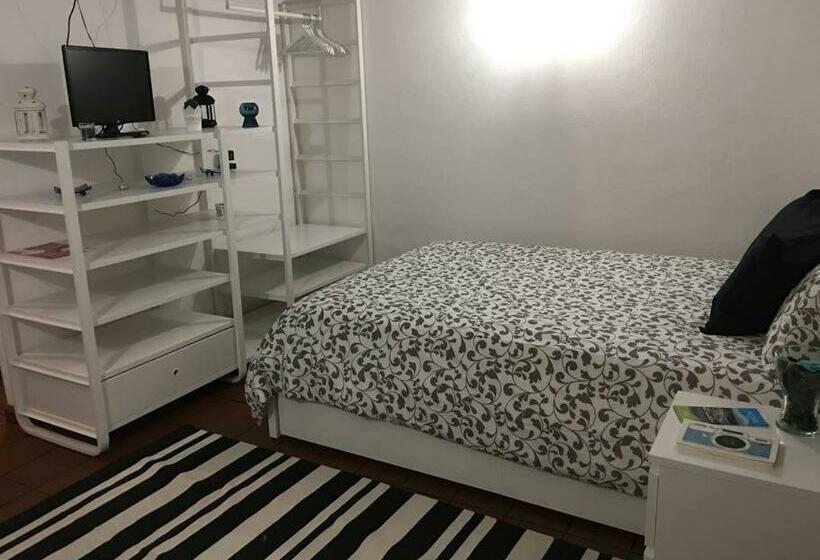 هتل Adega Guest House