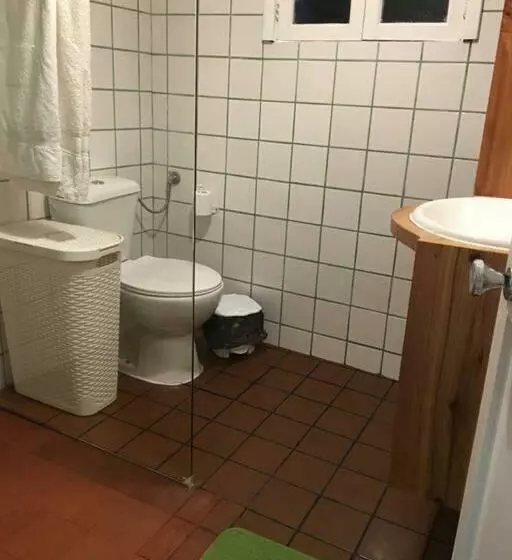 هتل Adega Guest House