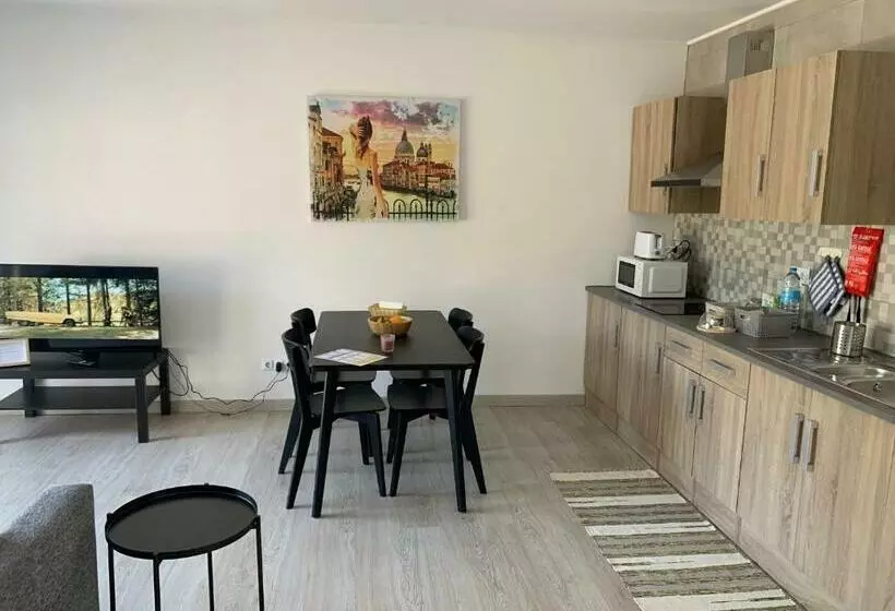 هتل Adega Guest House