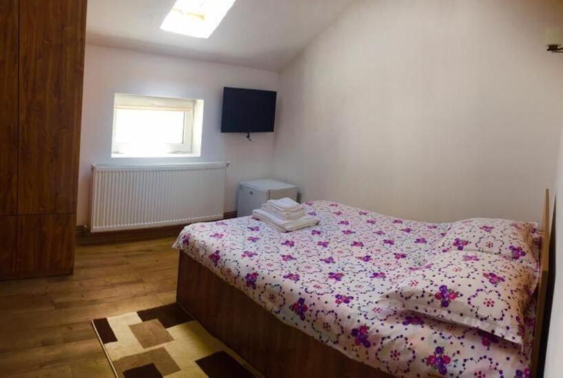 펜션 Vila Perla Govorei