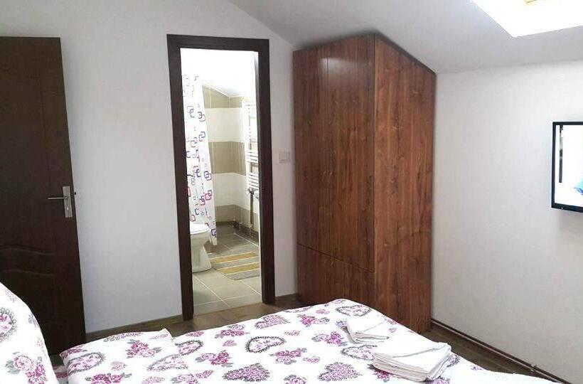 펜션 Vila Perla Govorei