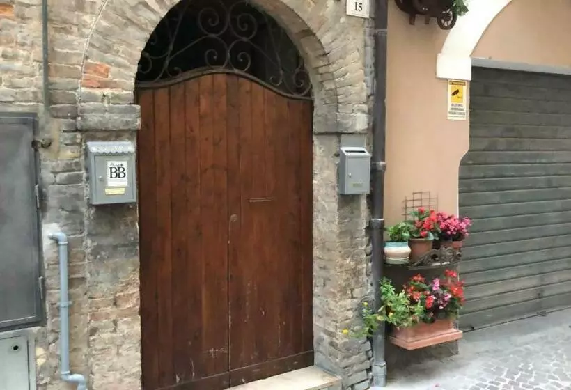 تختخواب و صبحانه La Casetta Due