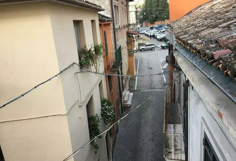 تختخواب و صبحانه La Casetta Due