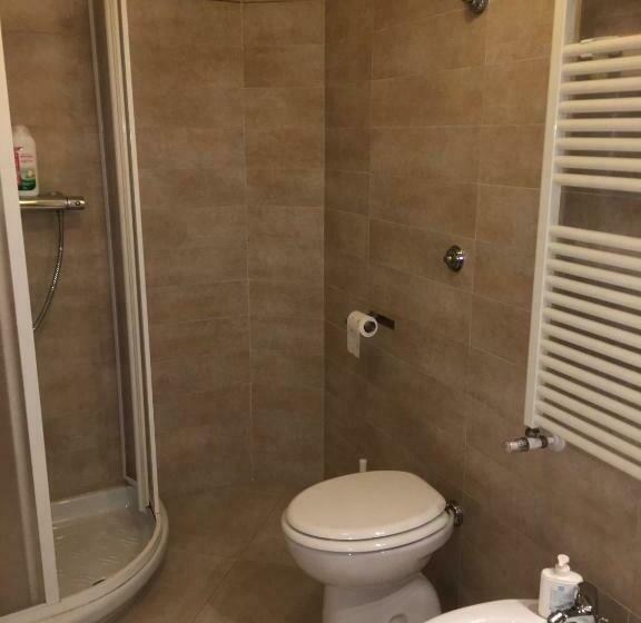 تختخواب و صبحانه La Casetta Due