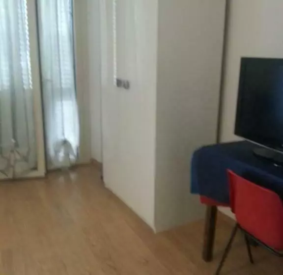 تختخواب و صبحانه La Casetta Due