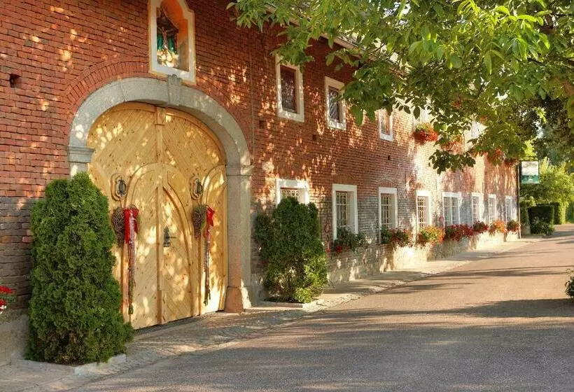 ホテル Wolfsjägerhof