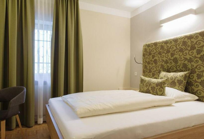 فندق Wolfsjägerhof