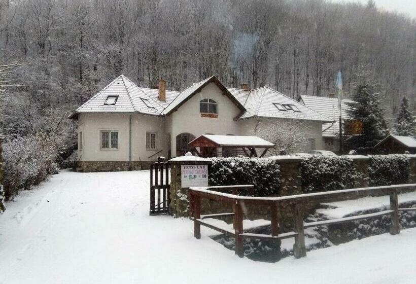 פנסיון Hudi Lak Vendégház