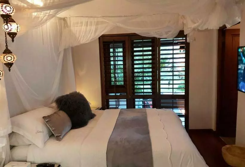 ペンション Jakita S Guest House