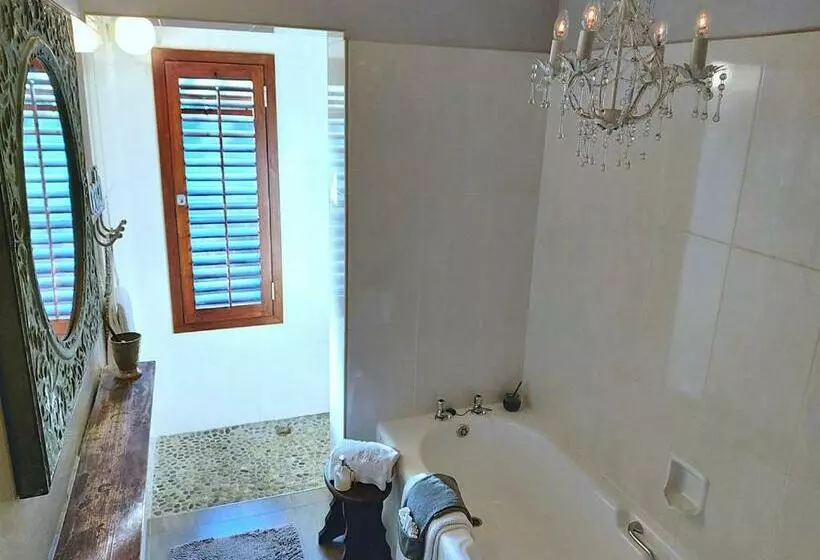 ペンション Jakita S Guest House
