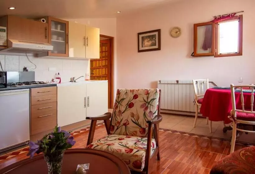 Aamiaismajoitus (B&B) Mas A 4 Mains
