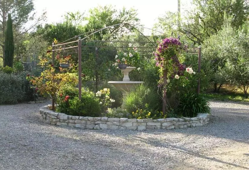 Aamiaismajoitus (B&B) Mas A 4 Mains